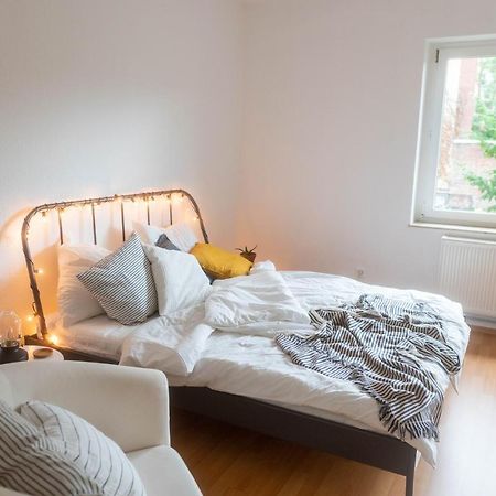 Grosse 3 Zimmer Wohnung Mit Netflix In Zentraler Lage Erfurt Buitenkant foto